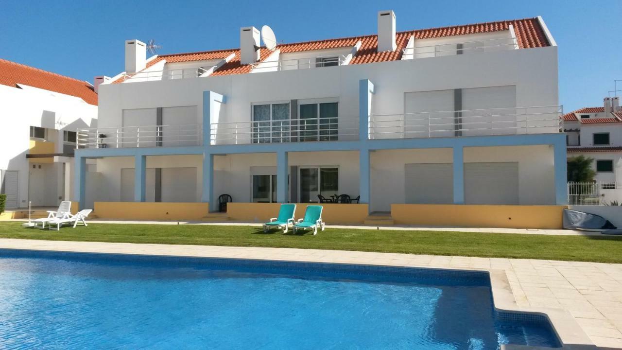 Townhous Praia Da Areia Branca Praia da Lourinhã Esterno foto